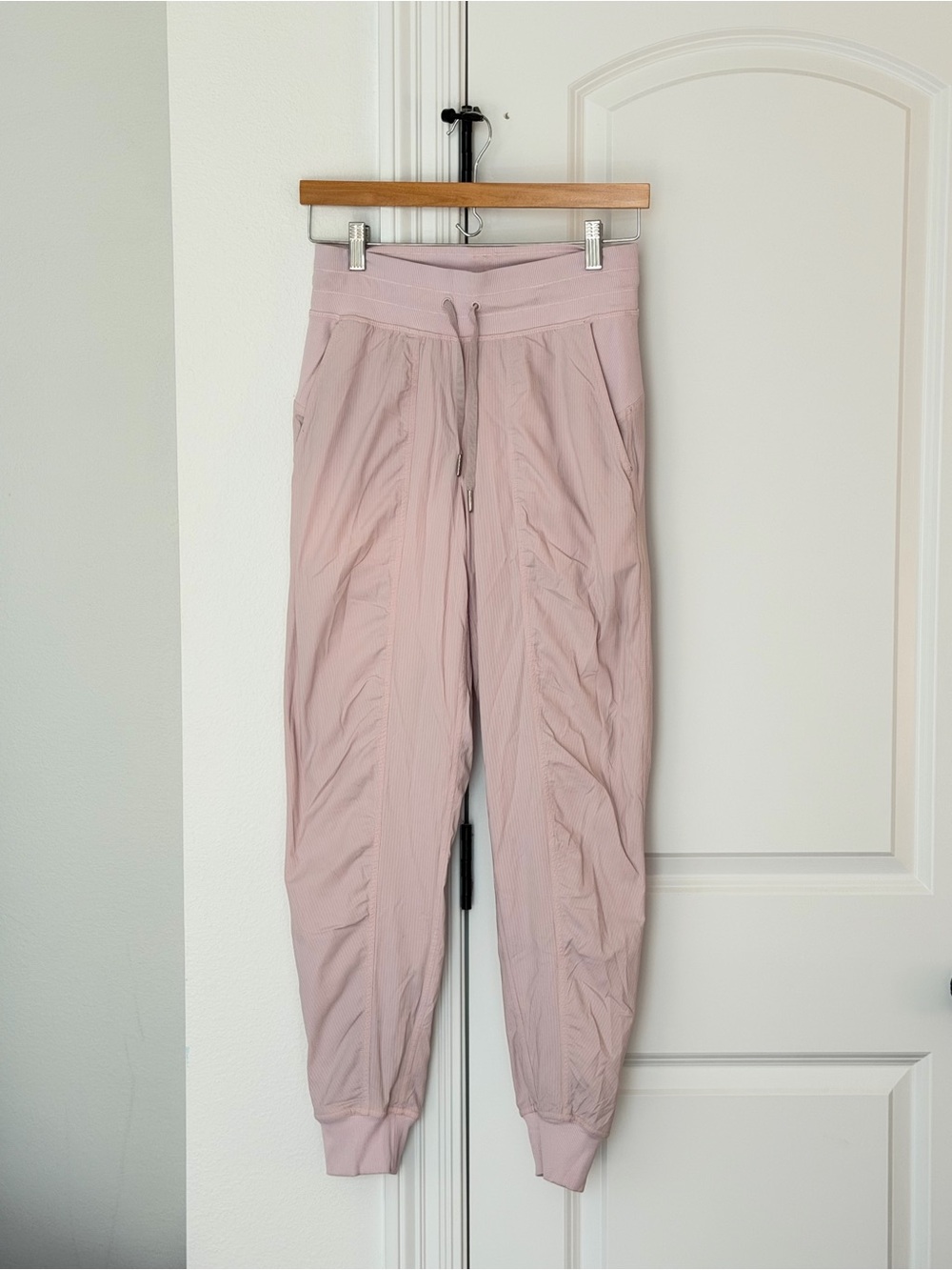 Lululemon baby pink joggers